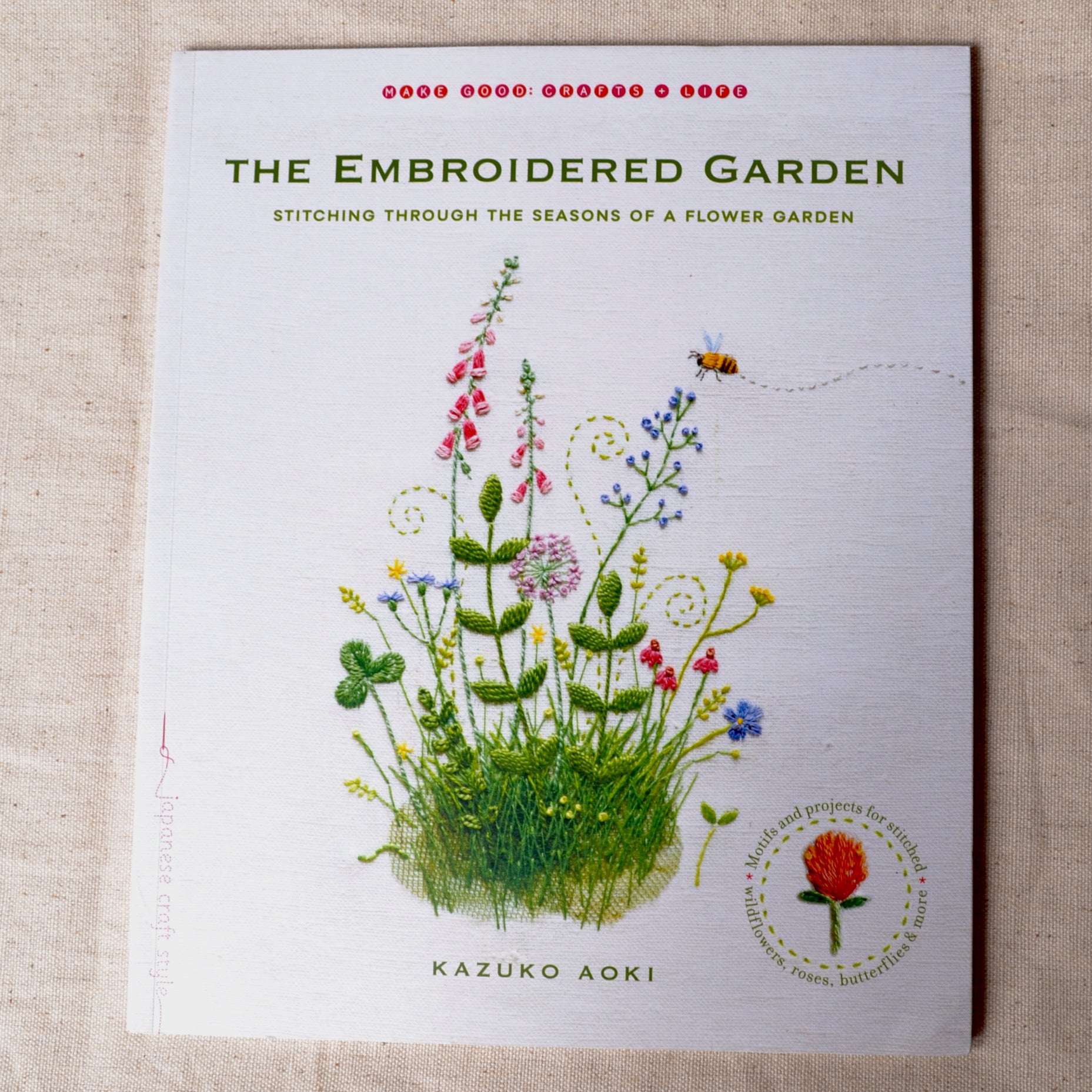 The Embroidered Garden, Book by Kazuko Aoki