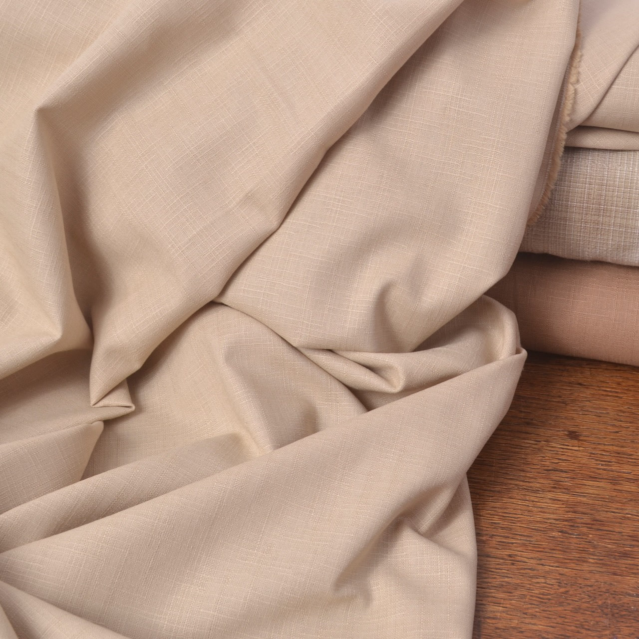 Solid colour dobby weave for coordinating with our Yarn Dyed fabrics.