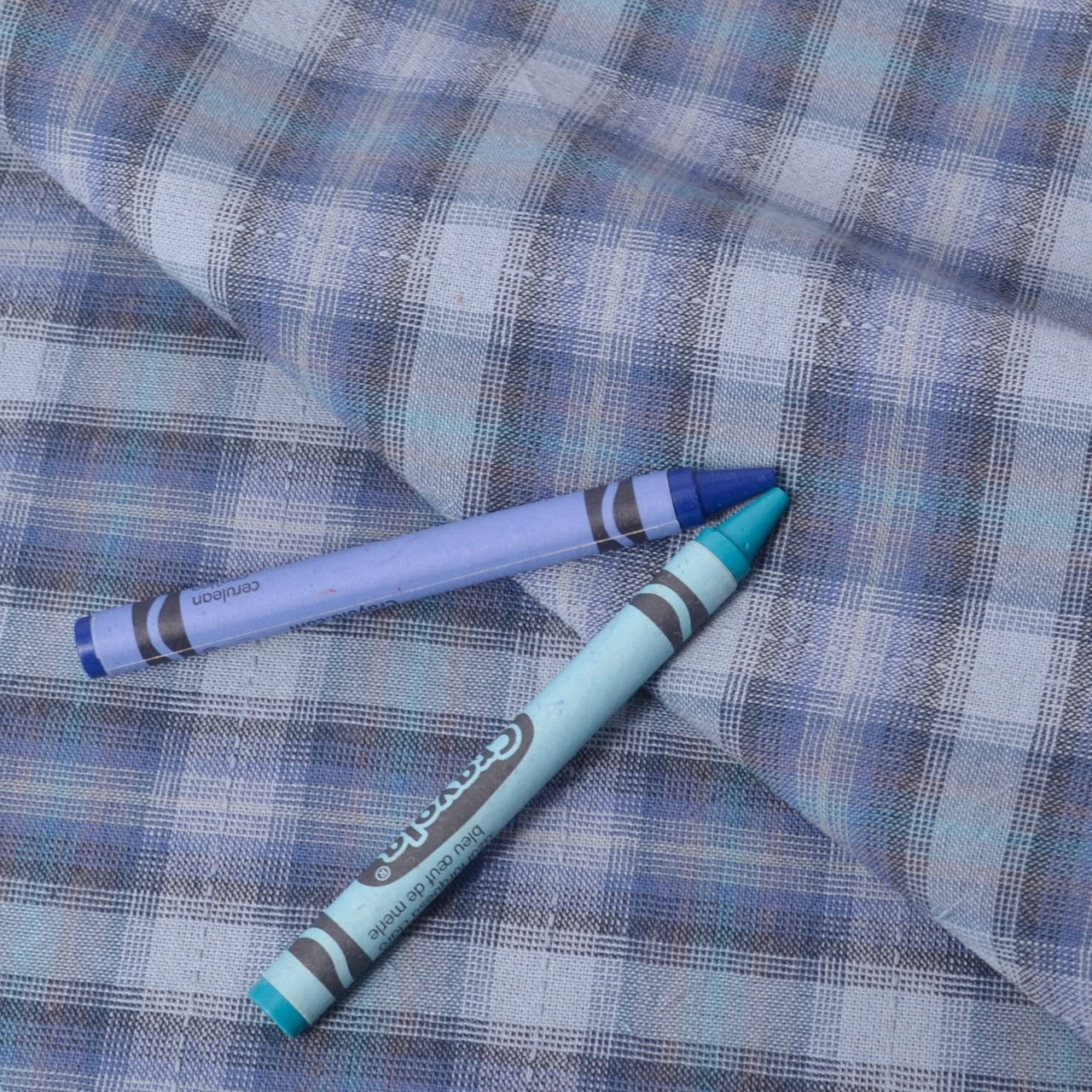 Dyed yarn 100% cotton fabric  Suitable for machine and hand sewing.