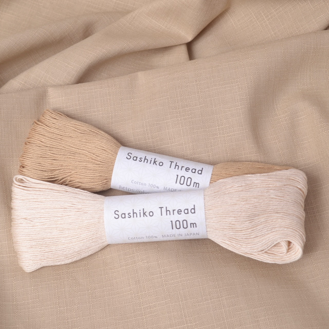 Solid colour dobby weave cotton fabric with  co-ordinating sashiko threads