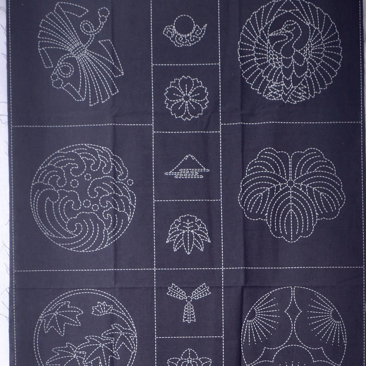 Sashiko Family Crests Panel, Black