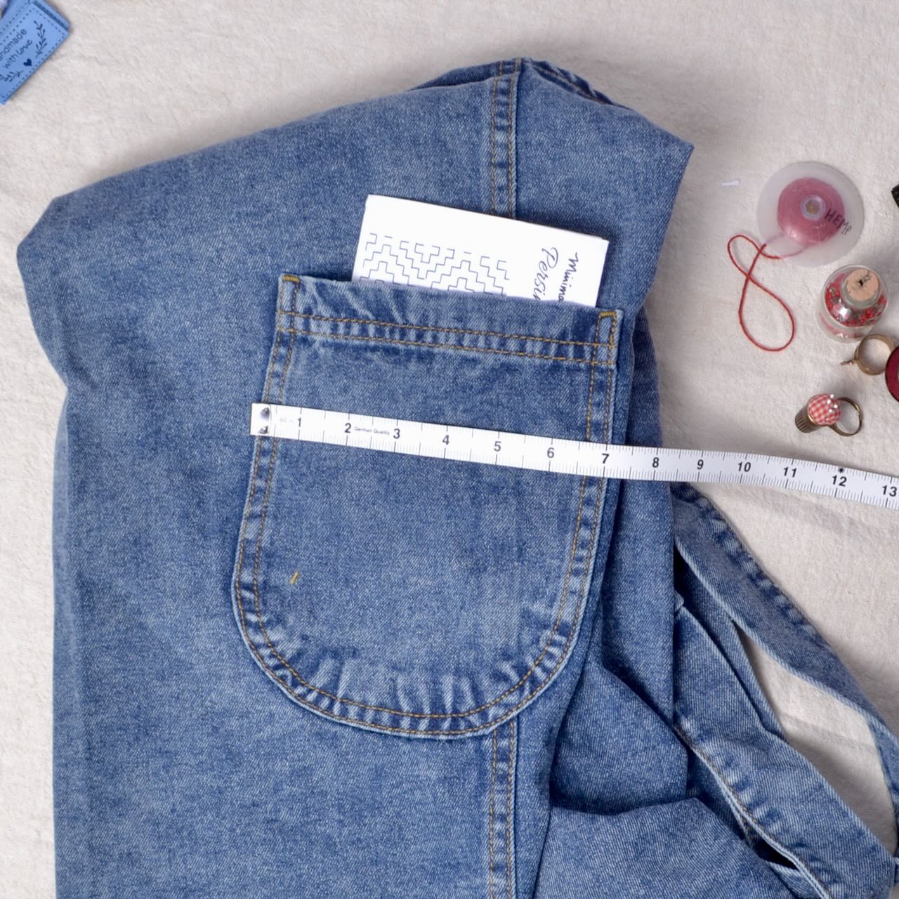 blue denim apron black with ood size pockets