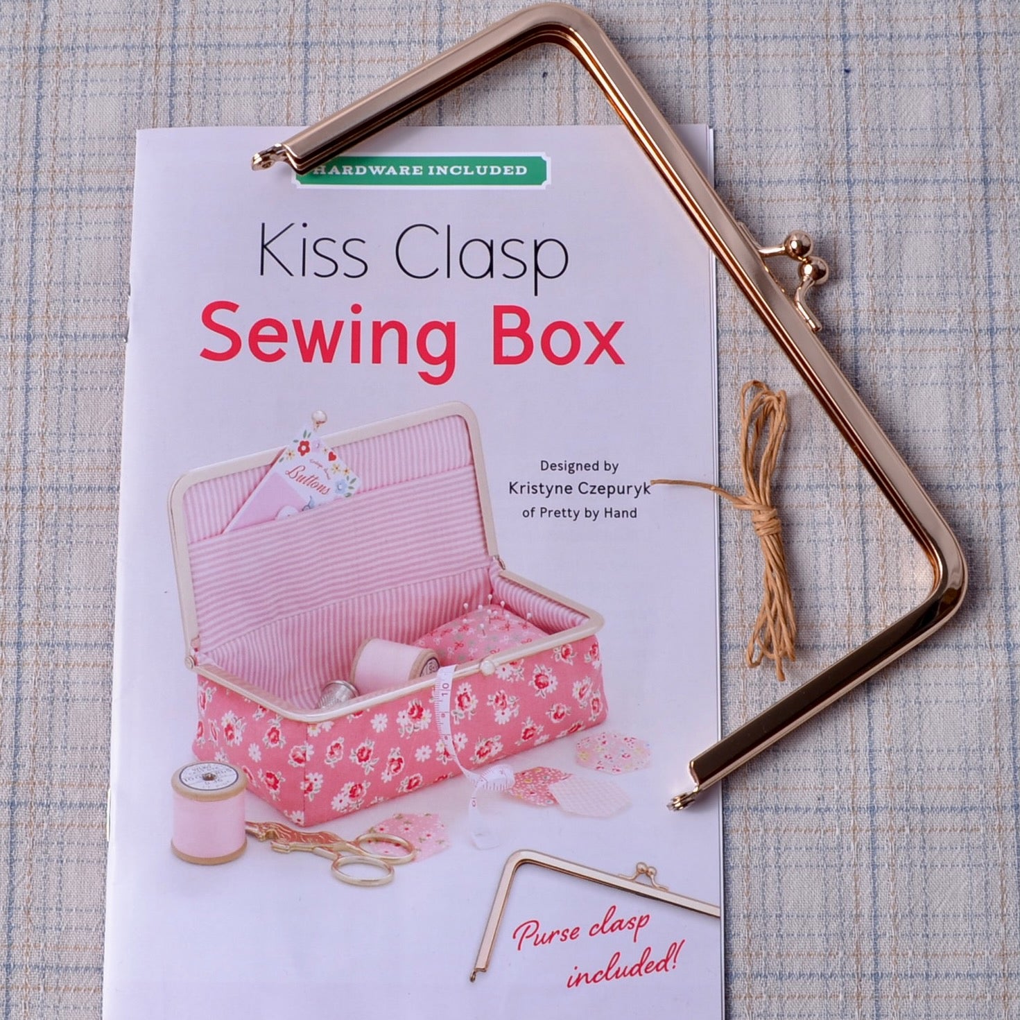 Kiss Clasp Sewing Box Pattern with Frame