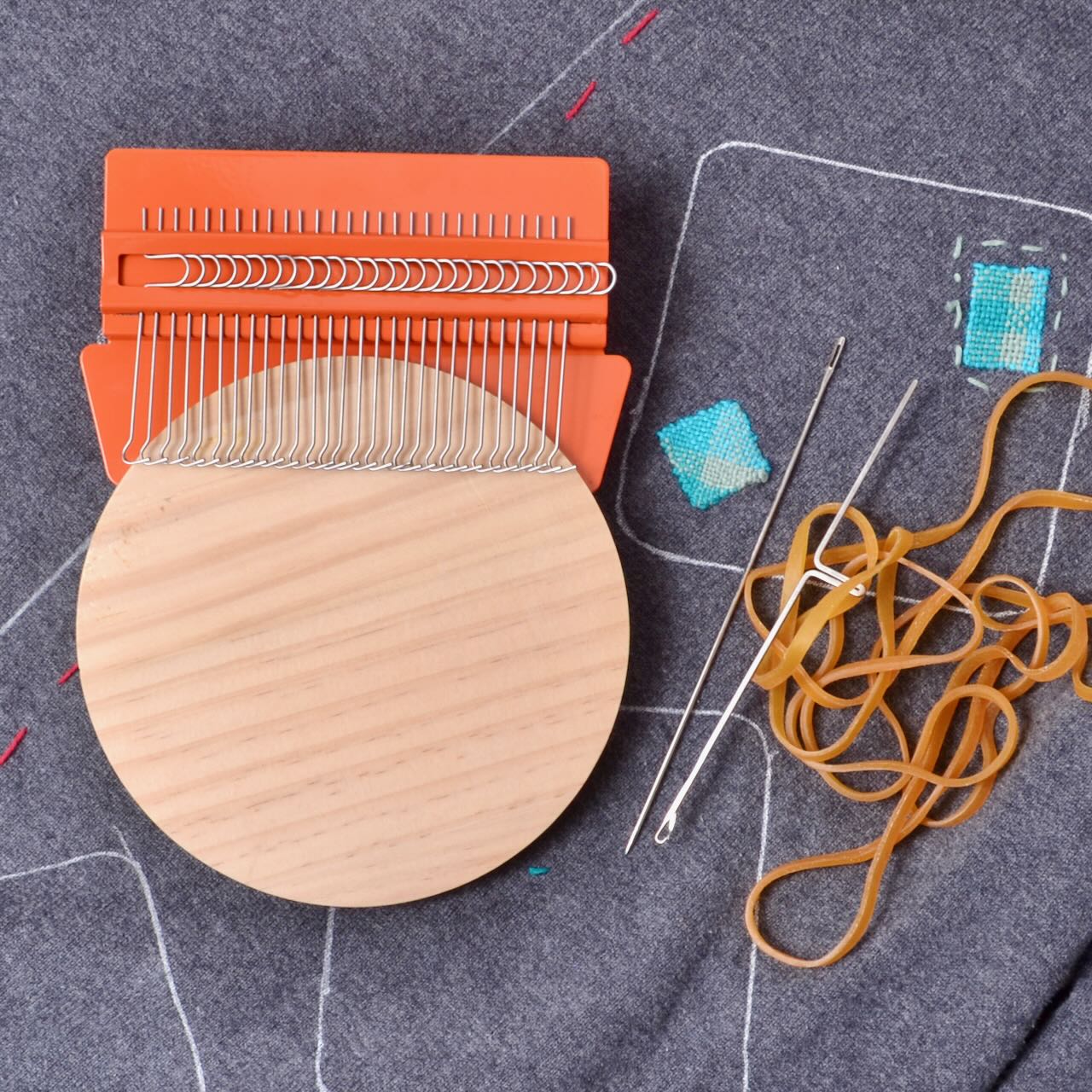 mending darning loom