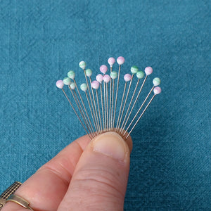 Sakura Tulip straight pins for sewing