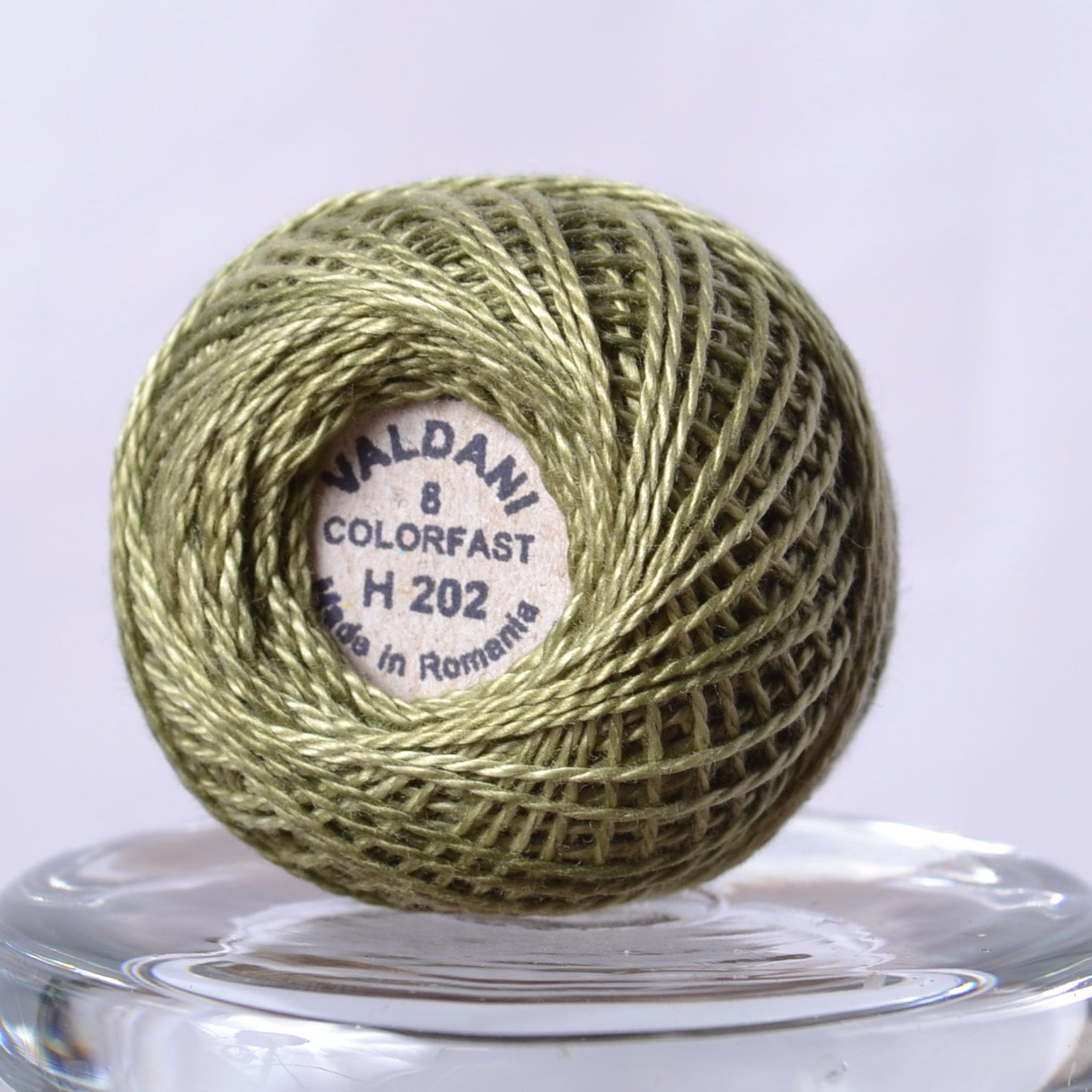 green Valdani thread, size 8
