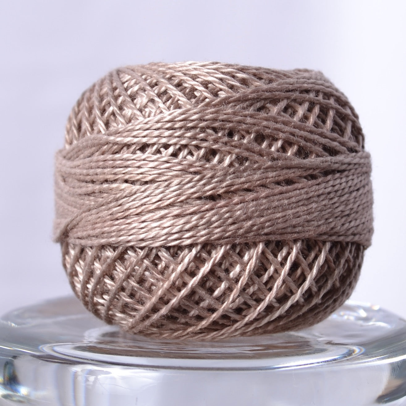 Valdani Perle Cotton Thread, Tye Dyed Stone