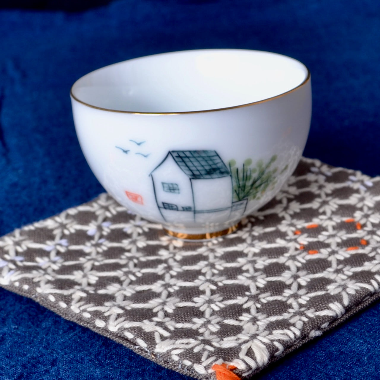 tea bowl on sashiko stitching
