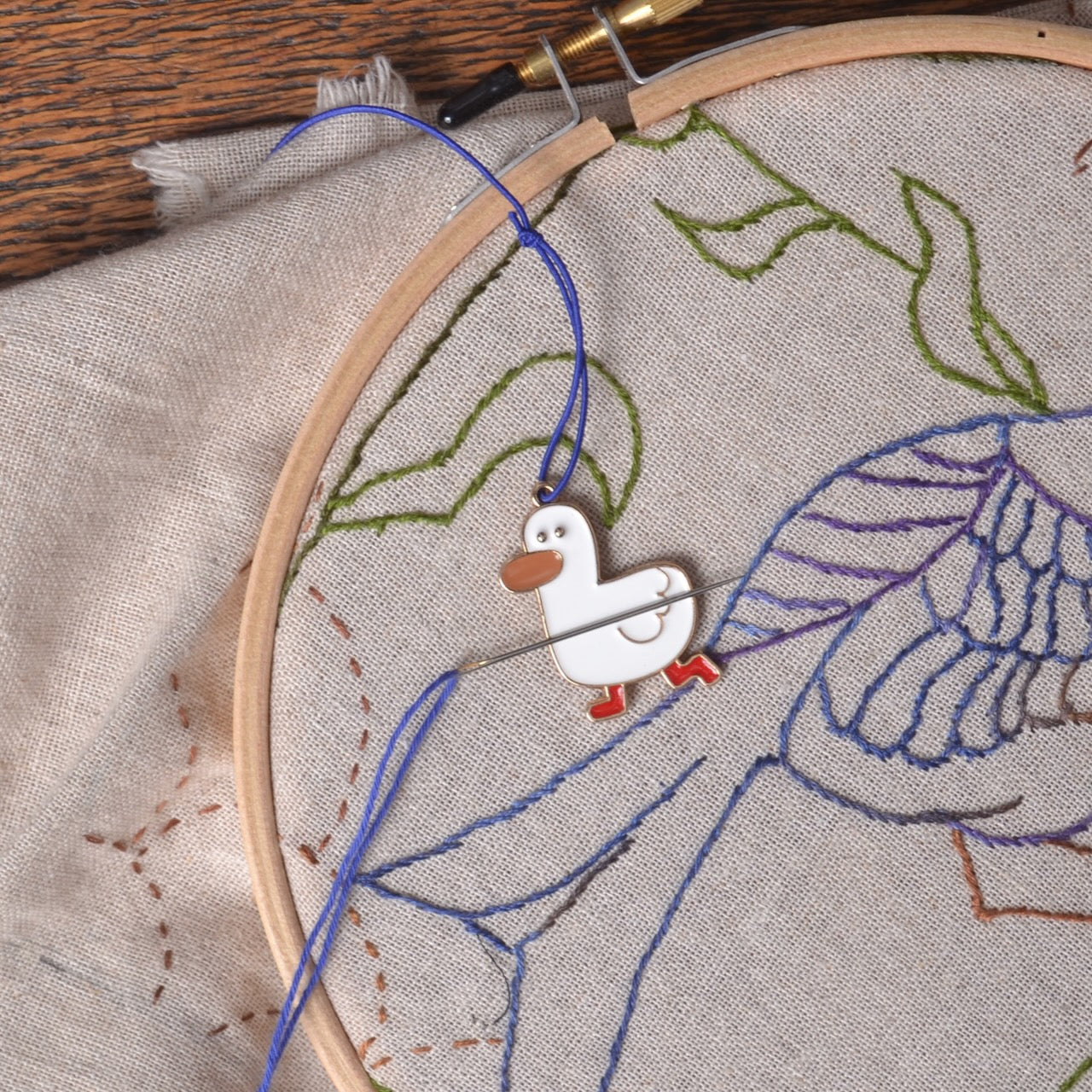 Needle Minder, Funny Goose