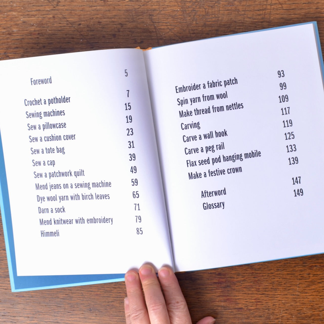 Contents page in Slöjd: The Swedish Art of Wood & Textile handicrafts