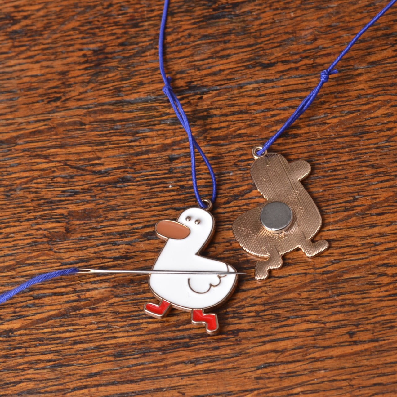 Funny Goose  Needle Minder