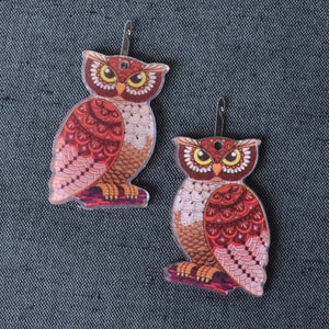 Needle Threader, Owl