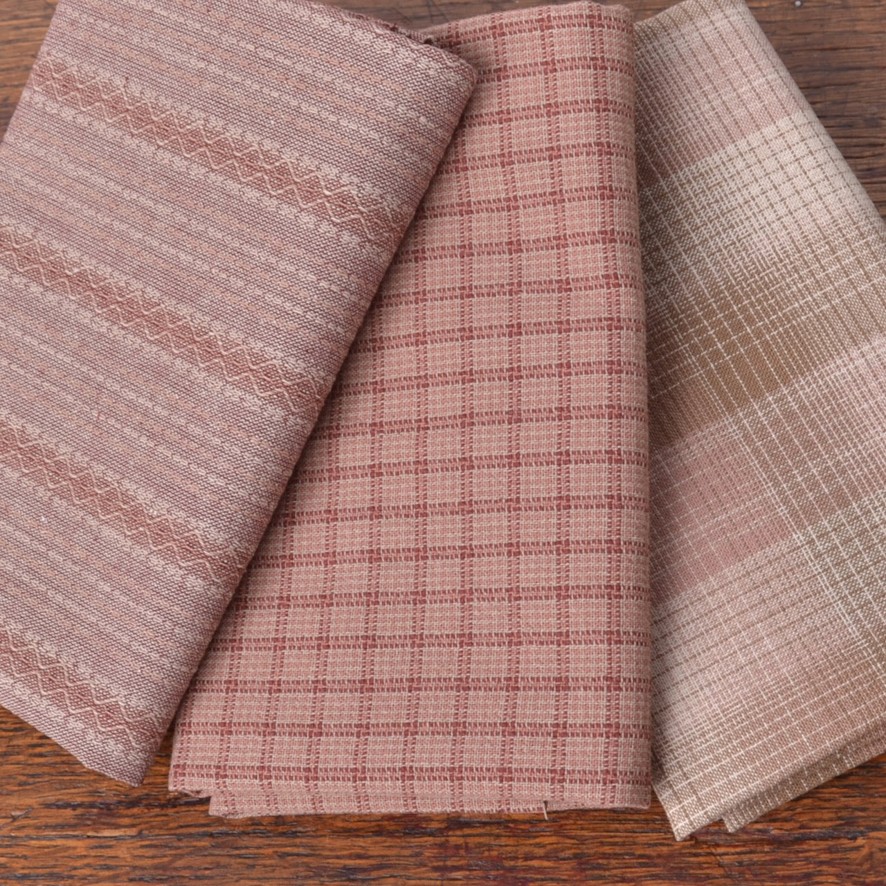Japanese  yarn-dyed cotton fabrics warm pink brown tones