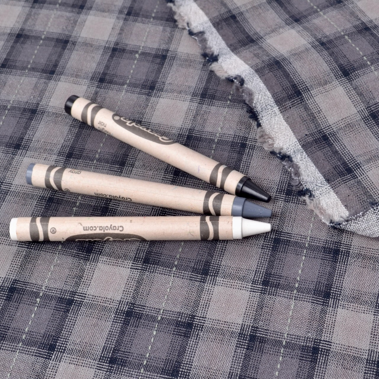 Japanese Yarn-Dyed Fabric (700 2F)