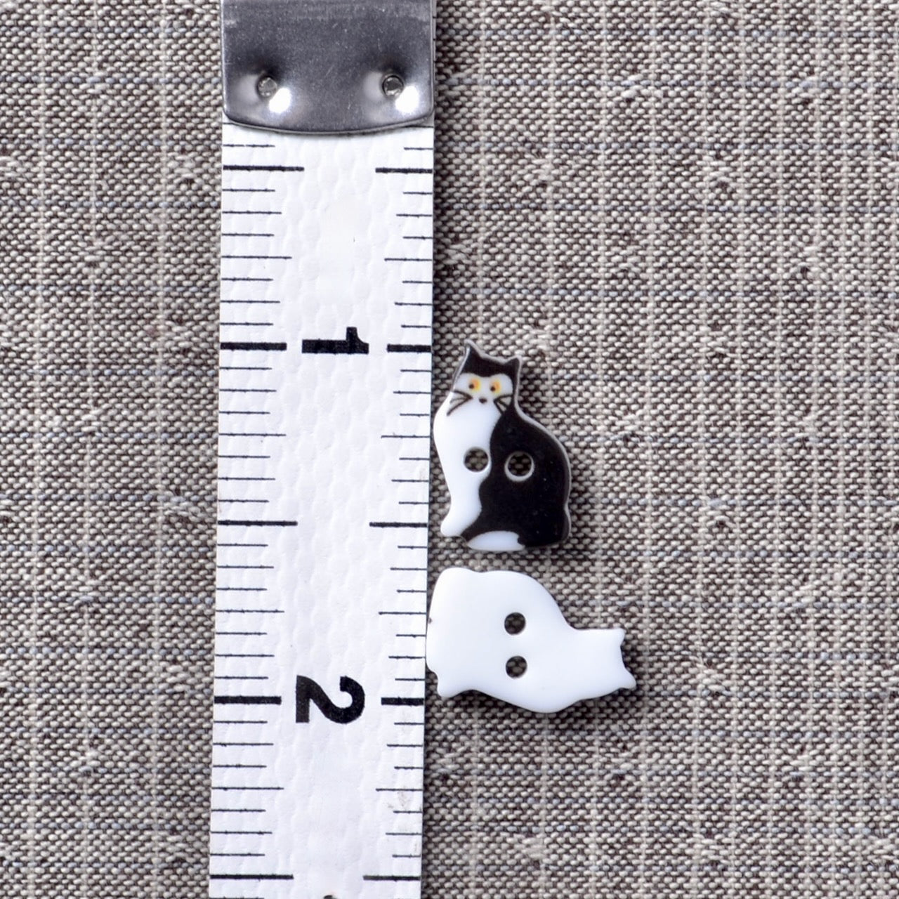 Japanese vintage style cat buttons