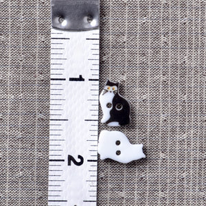 Japanese vintage style cat buttons