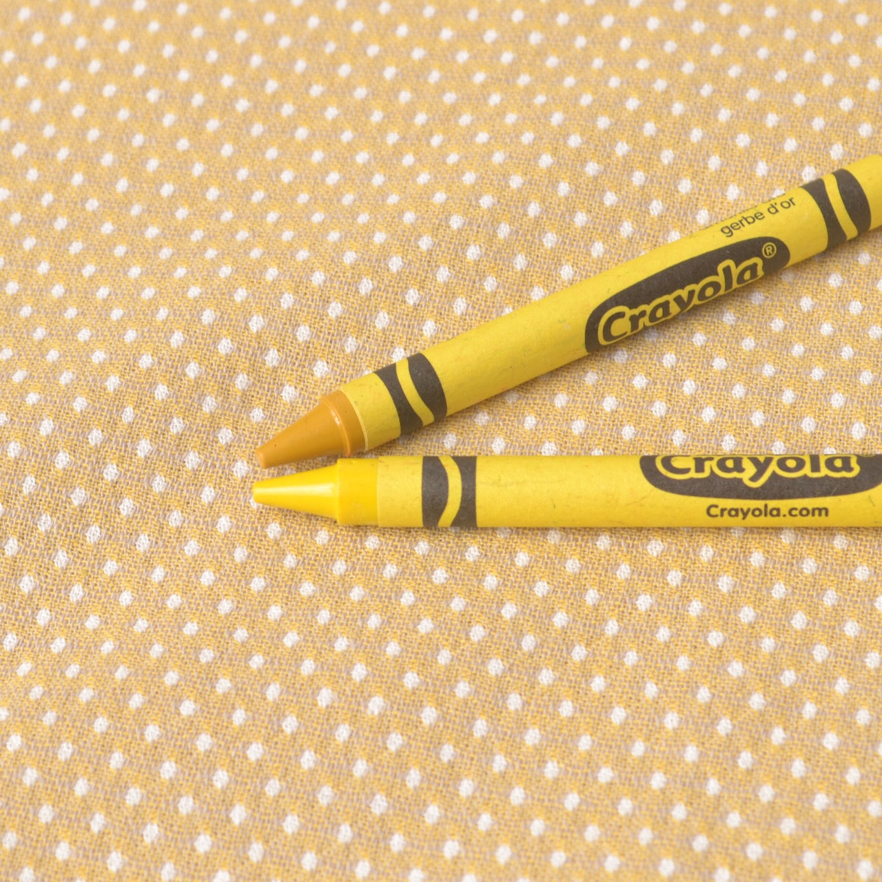 yellow Yarn-Dyed Fabric with crayons to show tones
