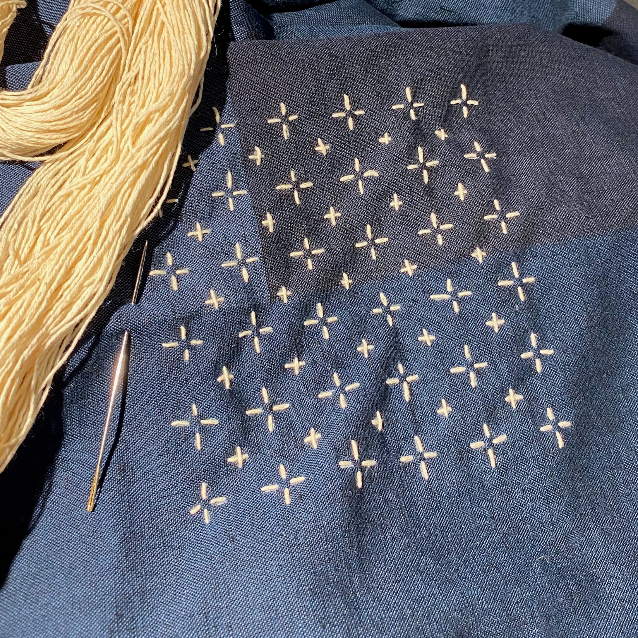 Kururi-sashiko sashiko and weaving stencil design step 1 stitched
