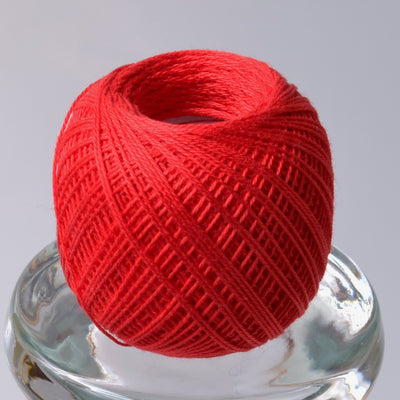 Thin sashiko thread, Red