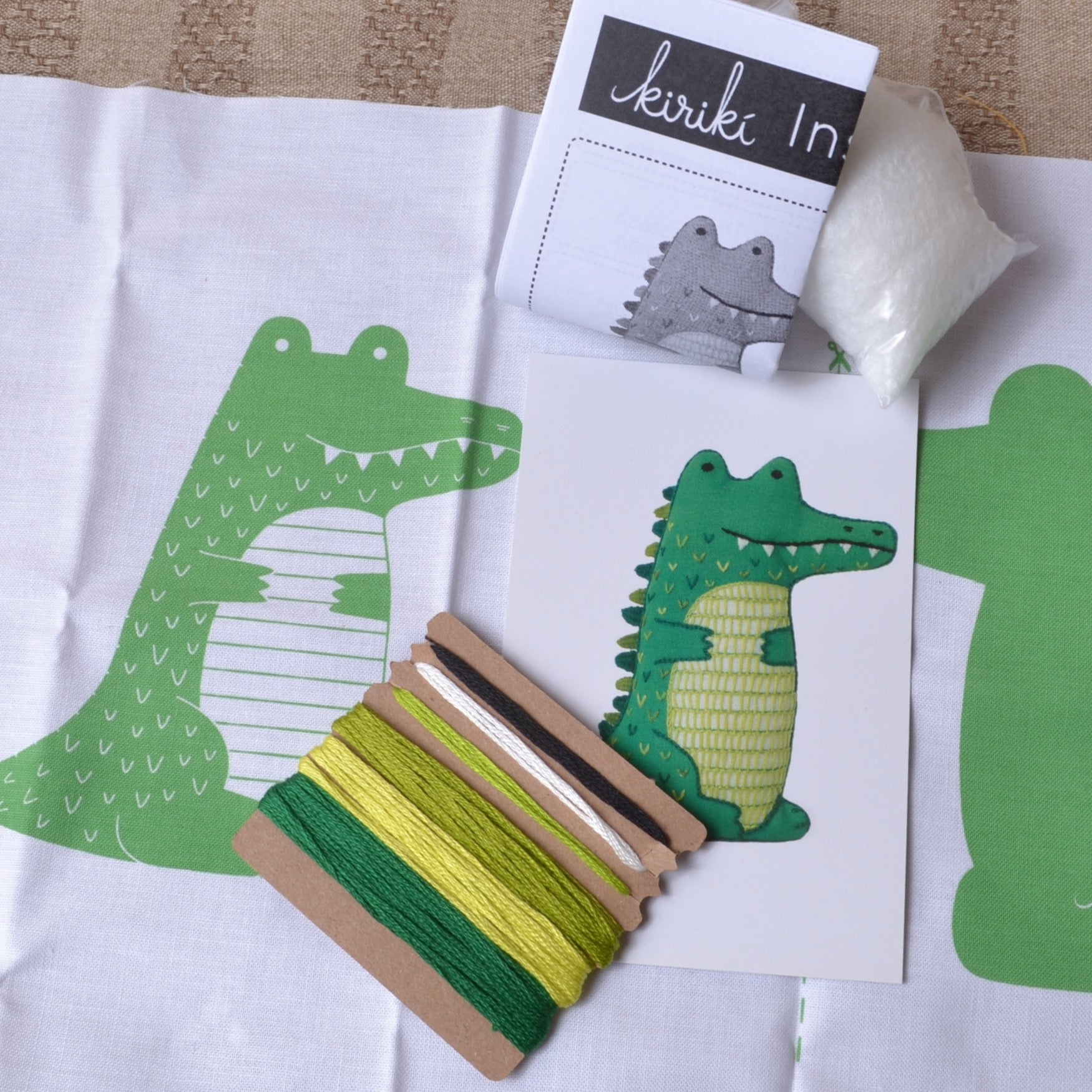 alligator embroidery  kit by Kiriki