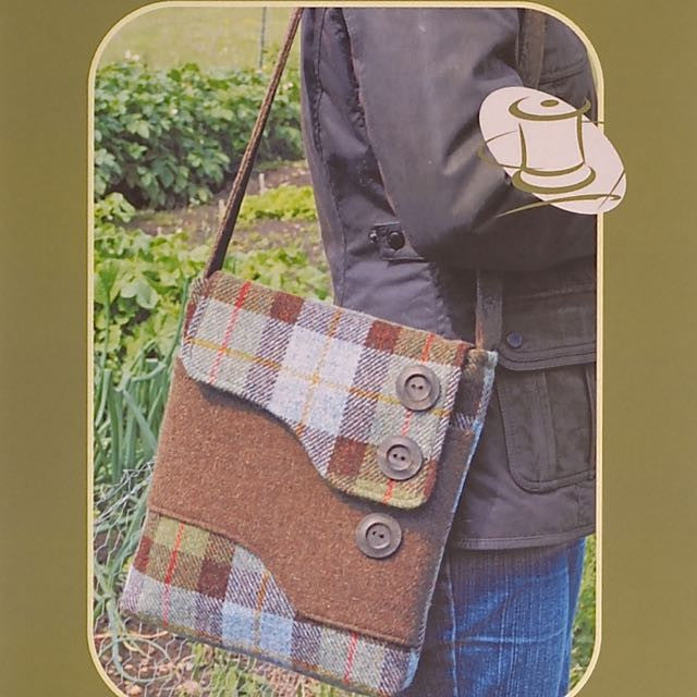 Melford Messenger Bag pattern by Emma Brennan