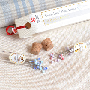Tulip glass head sewing pins