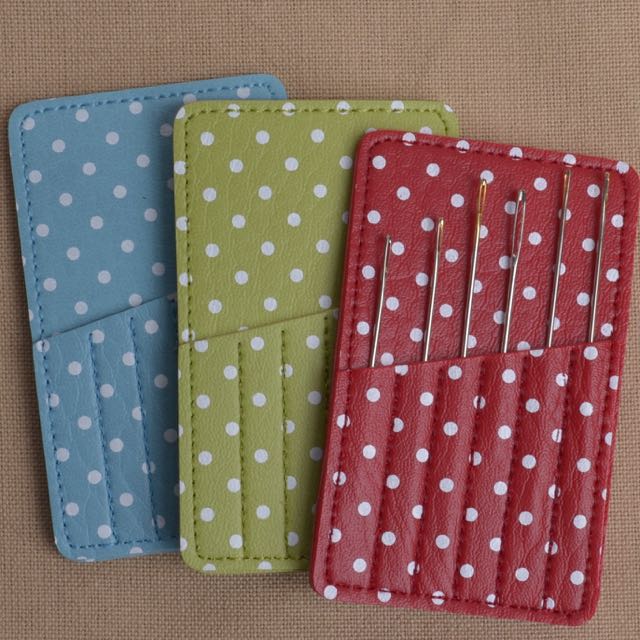  carry card for hand stitching needles