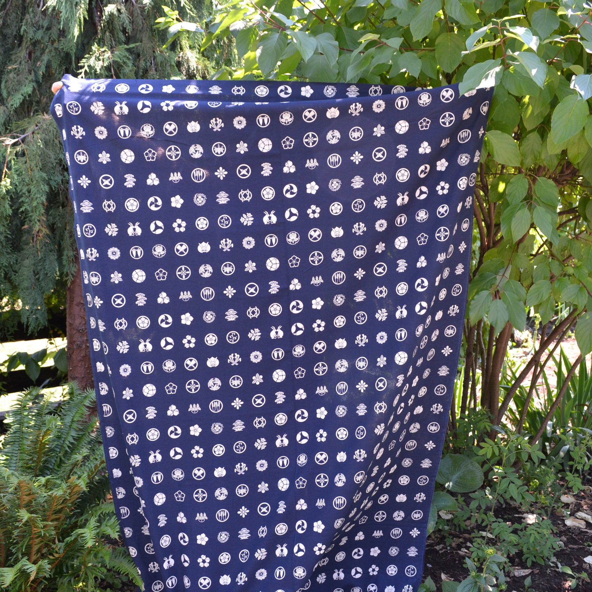 Traditional Japanese Wagara Fabric, Crests