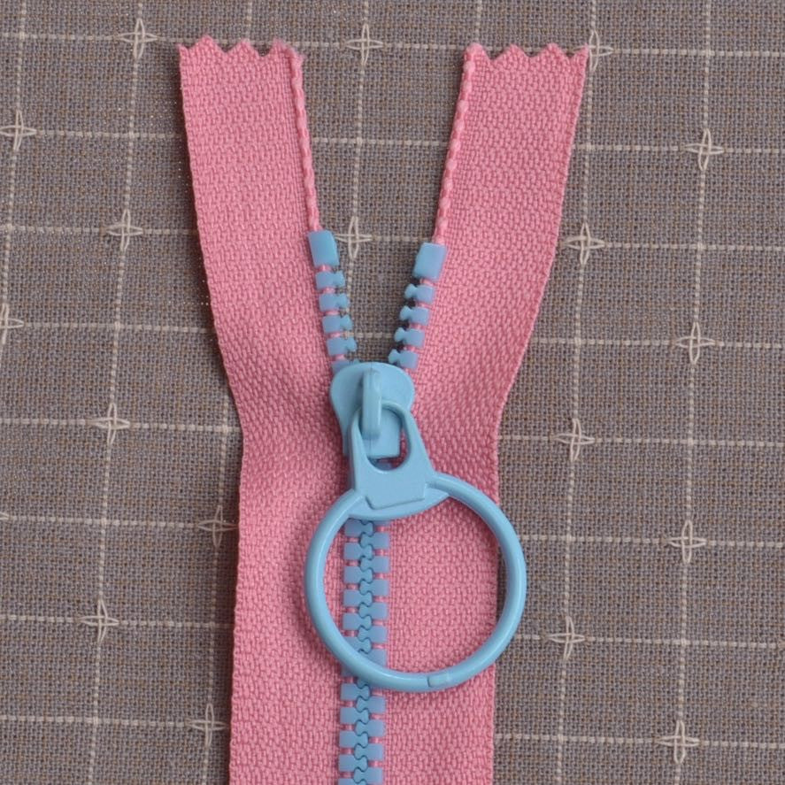 bi-color zipper pink with blue teeth